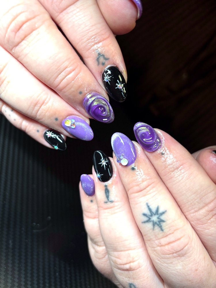 Short acrylic full set by Mya
