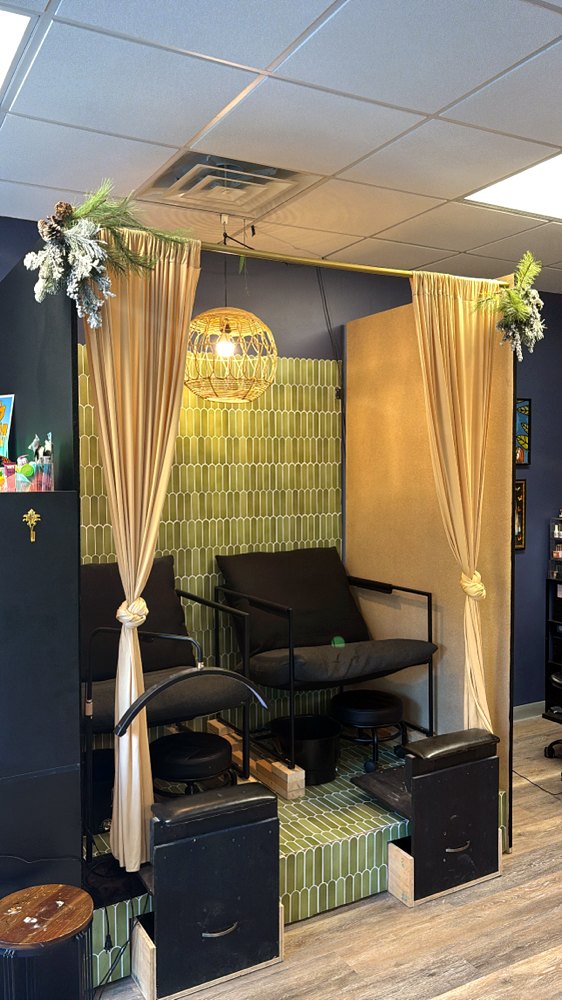 Inside The Babe Cave studio in Highland Square
